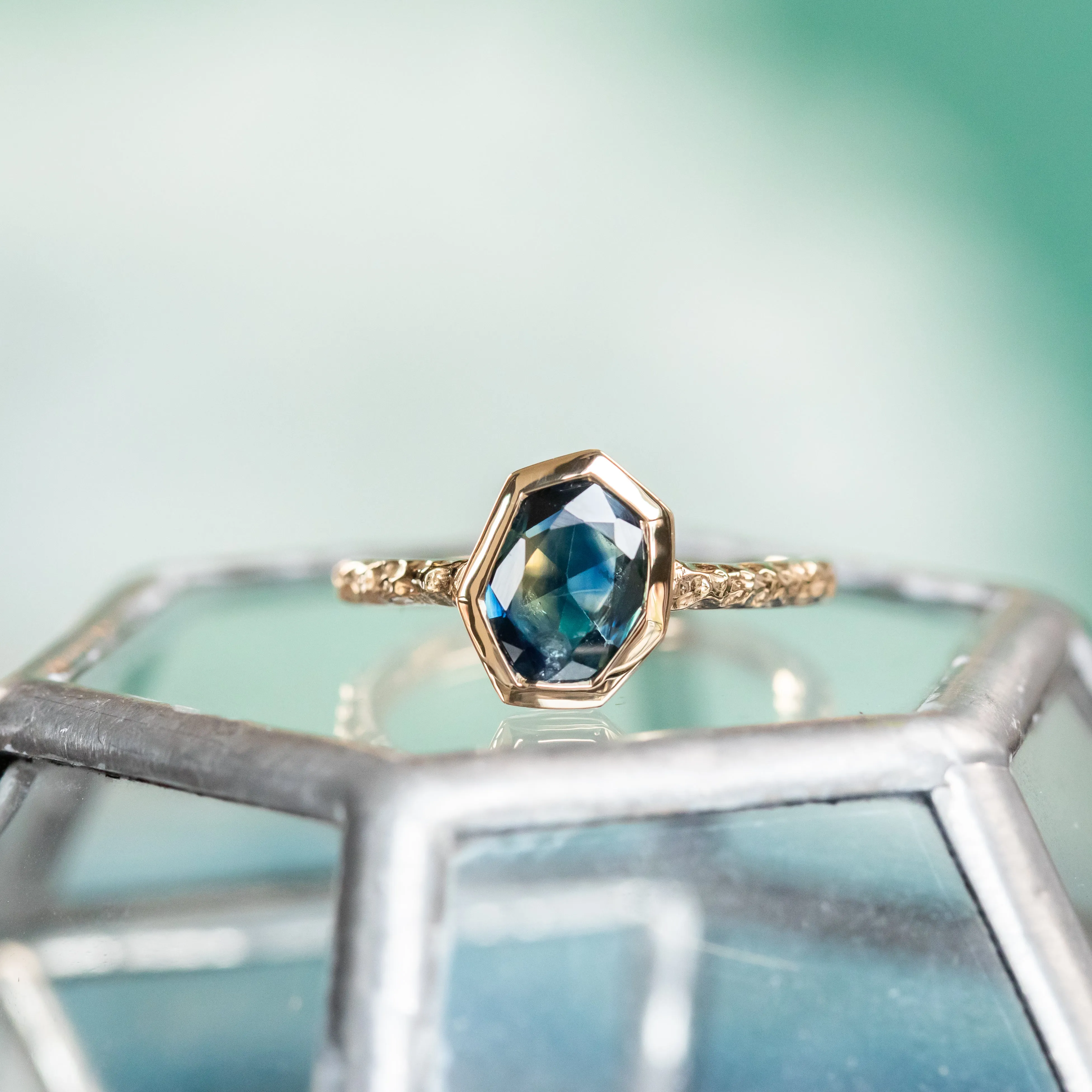 1.29ct Geo Slice Parti Blue Sapphire Evergreen Low Profile Bezel Solitaire Ring in 14k Yellow Gold