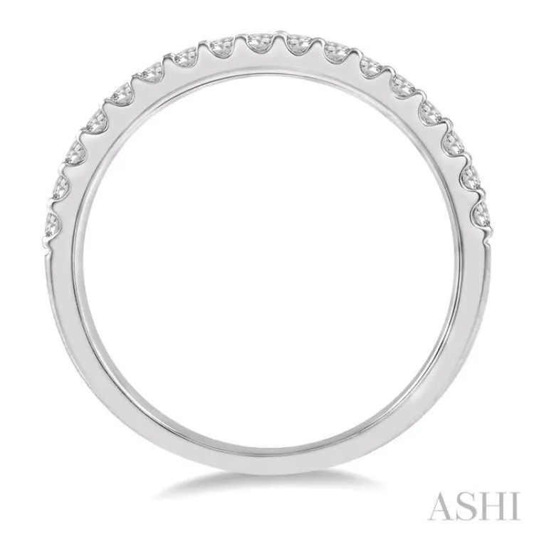 1/3 Ctw Round Cut Diamond Wedding Band in 14K White Gold