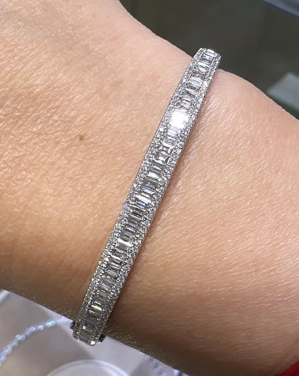 1.75ct tw Diamond White Gold Bangle Bracelet