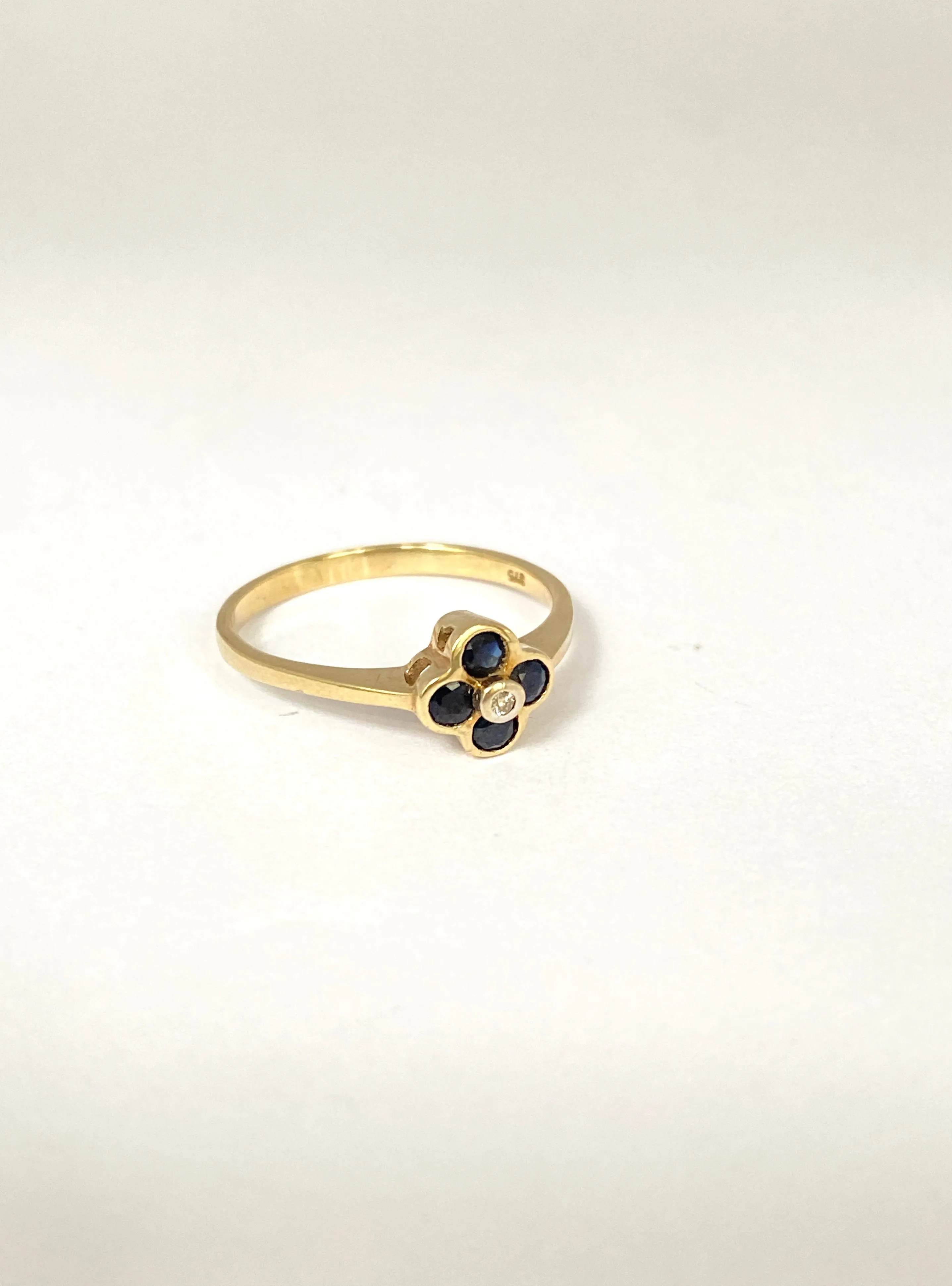 9ct Gold, Vintage, Sapphire and Diamond Quatrefoil Ring