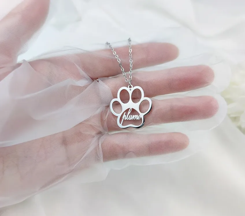 Custom Dog Paw Name Necklace, Paw Print Necklace, Paw Pendant, Name Necklace, Personalised Paw Pendant, Pet Necklace, Dog Memorial Gifts