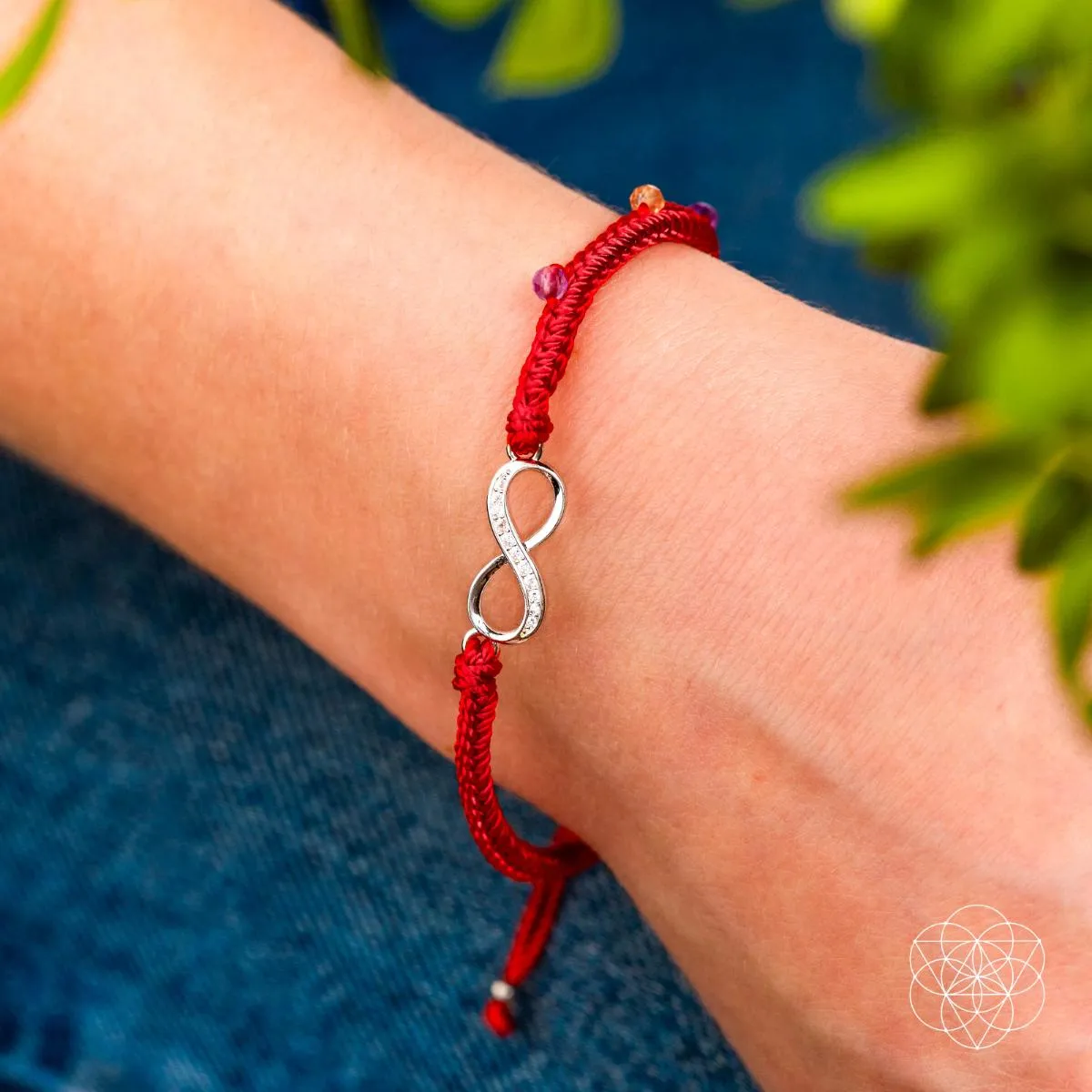 Infinite Prosperity - Eight-Strand Red String Bracelet