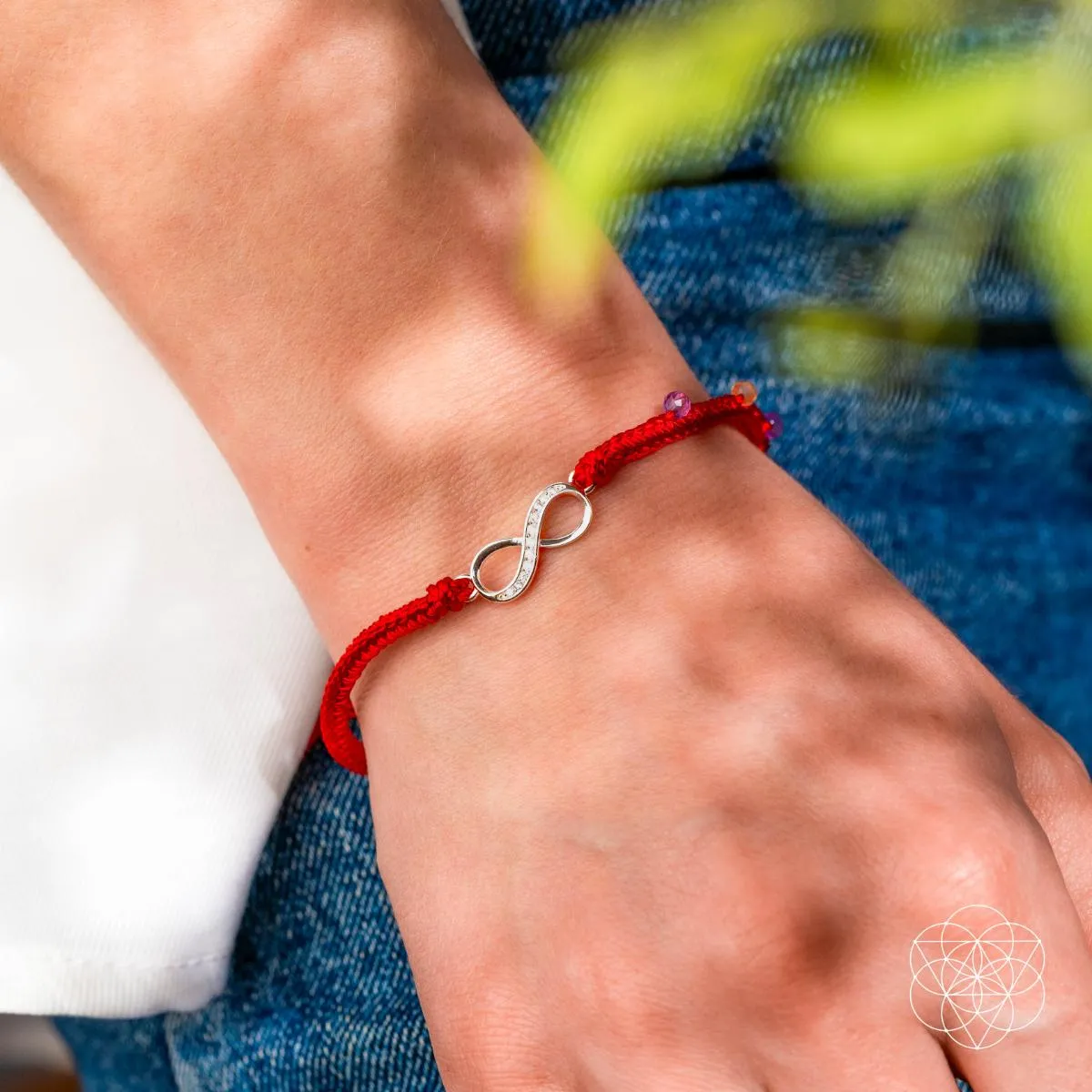 Infinite Prosperity - Eight-Strand Red String Bracelet