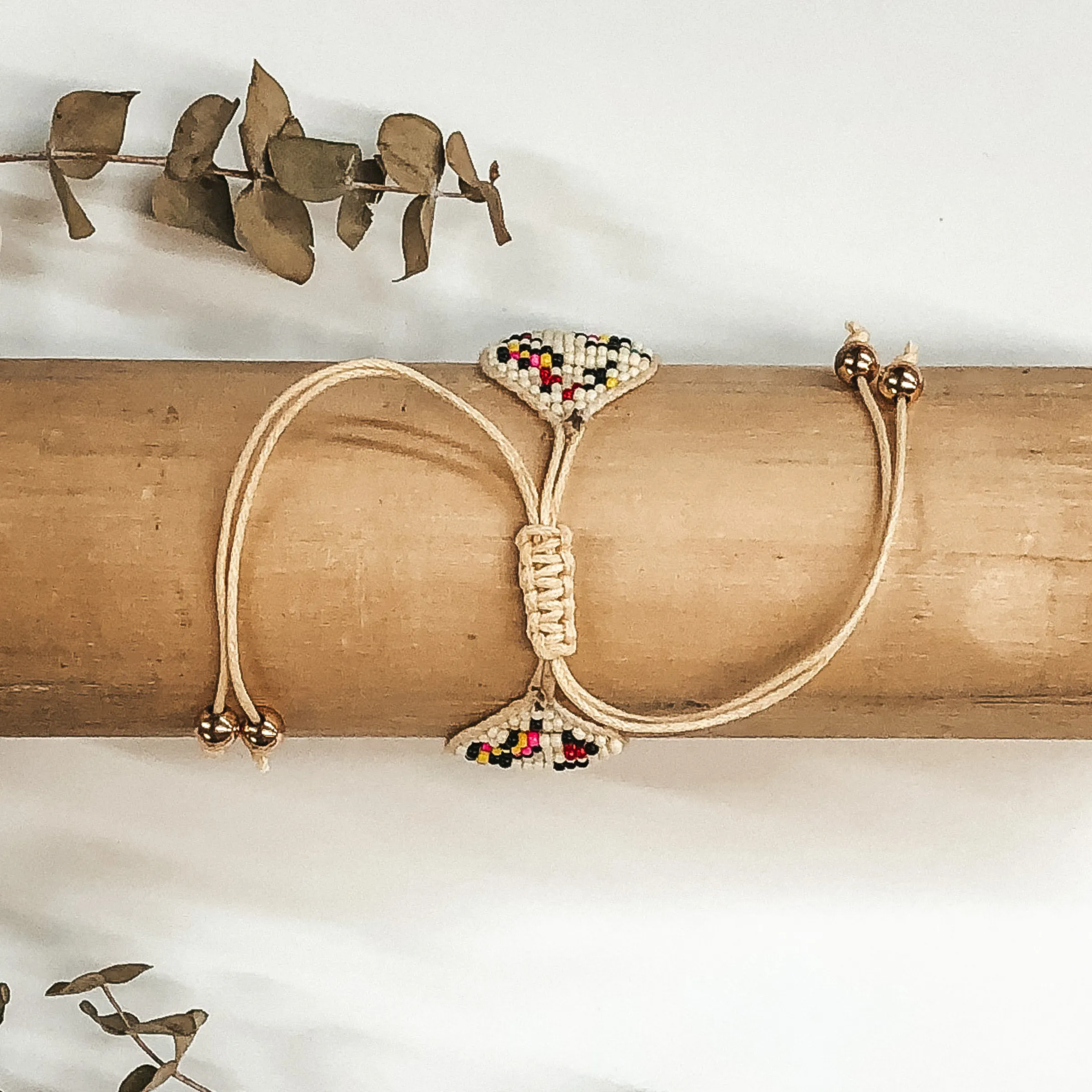 Ivory Seed Beaded Bracelet with Multicolored Leopard Pattern