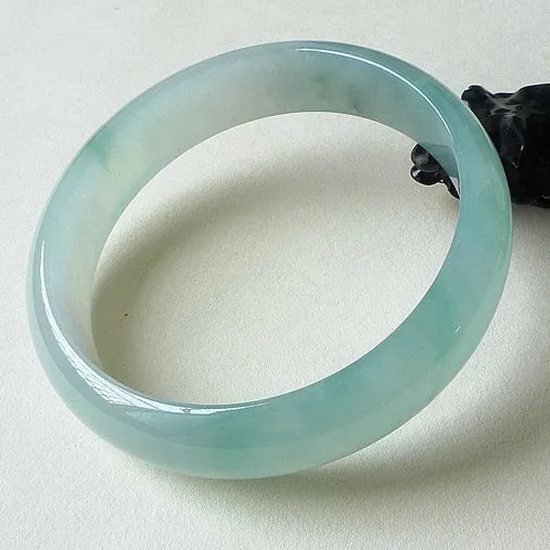 Natural Jade Bangle Jadeite Bangle Internal Diameter 57mm BER041