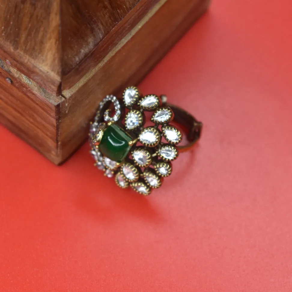 "Elegant Sparkle: Victorian Polki Emerald Finger Rings to Dazzle Your Look"