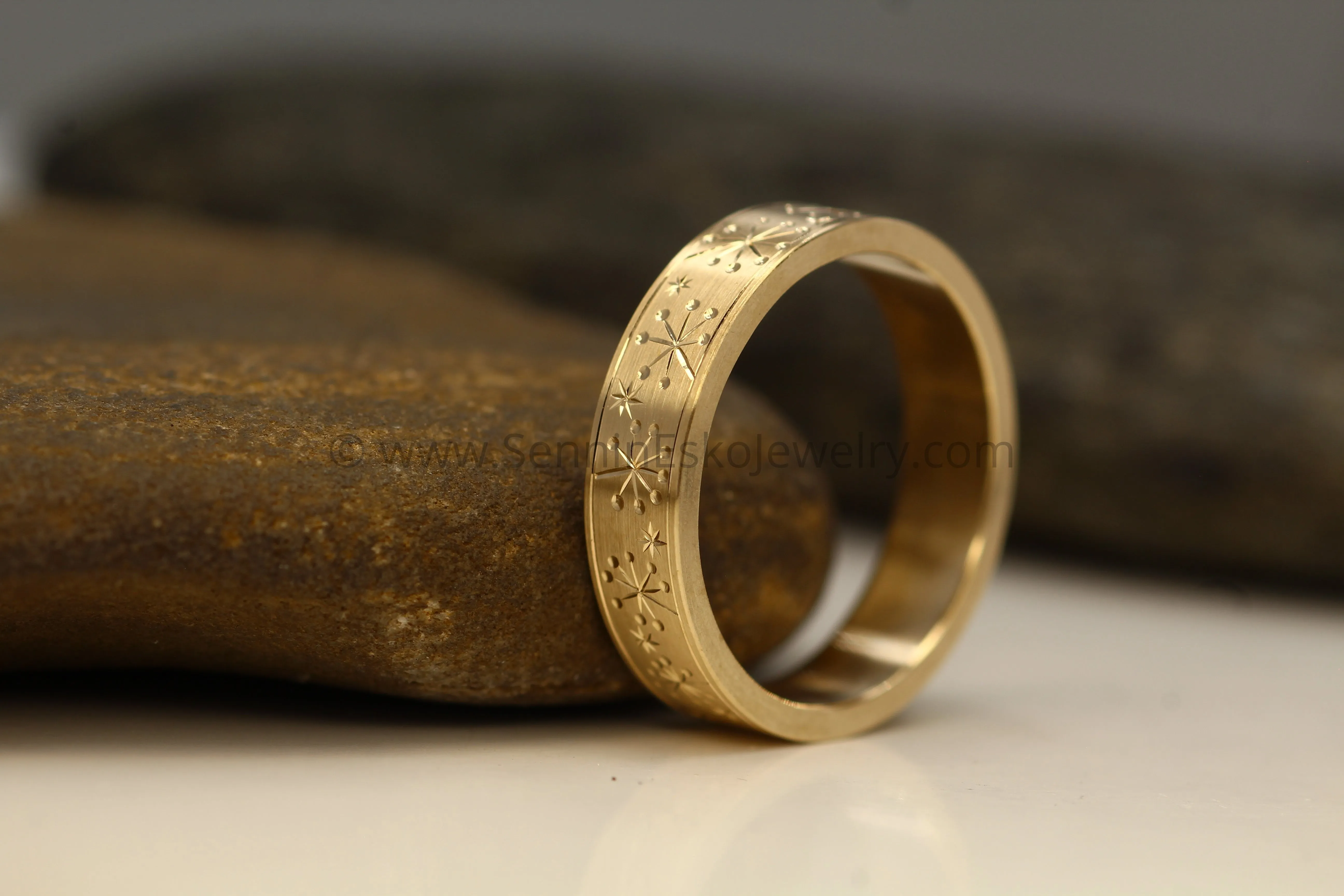 READY TO SHIP 5x1.2mm Dandelion and Stars Yellow Gold Ring Size 8.25 -  Bright Cut Engraved Band