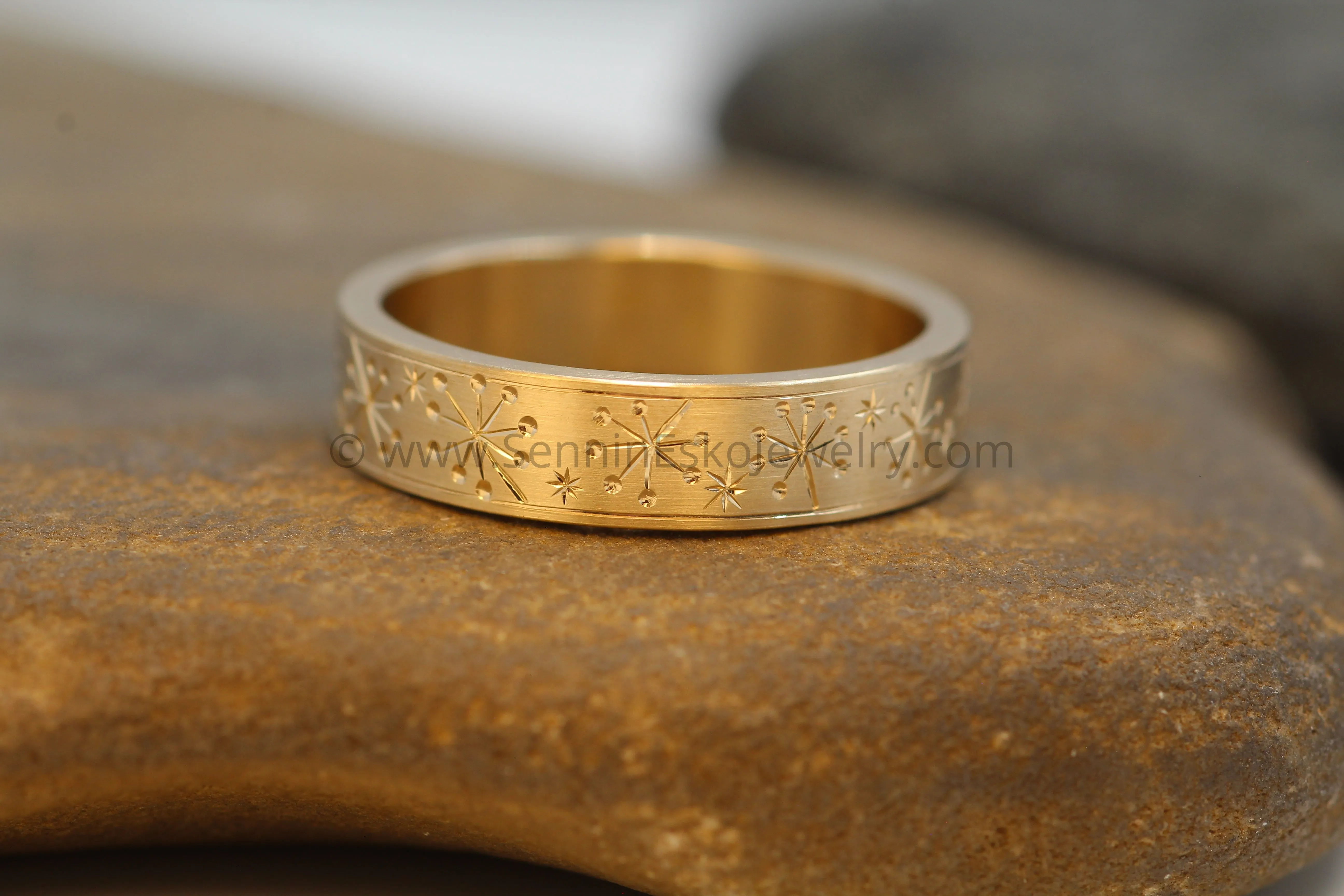 READY TO SHIP 5x1.2mm Dandelion and Stars Yellow Gold Ring Size 8.25 -  Bright Cut Engraved Band