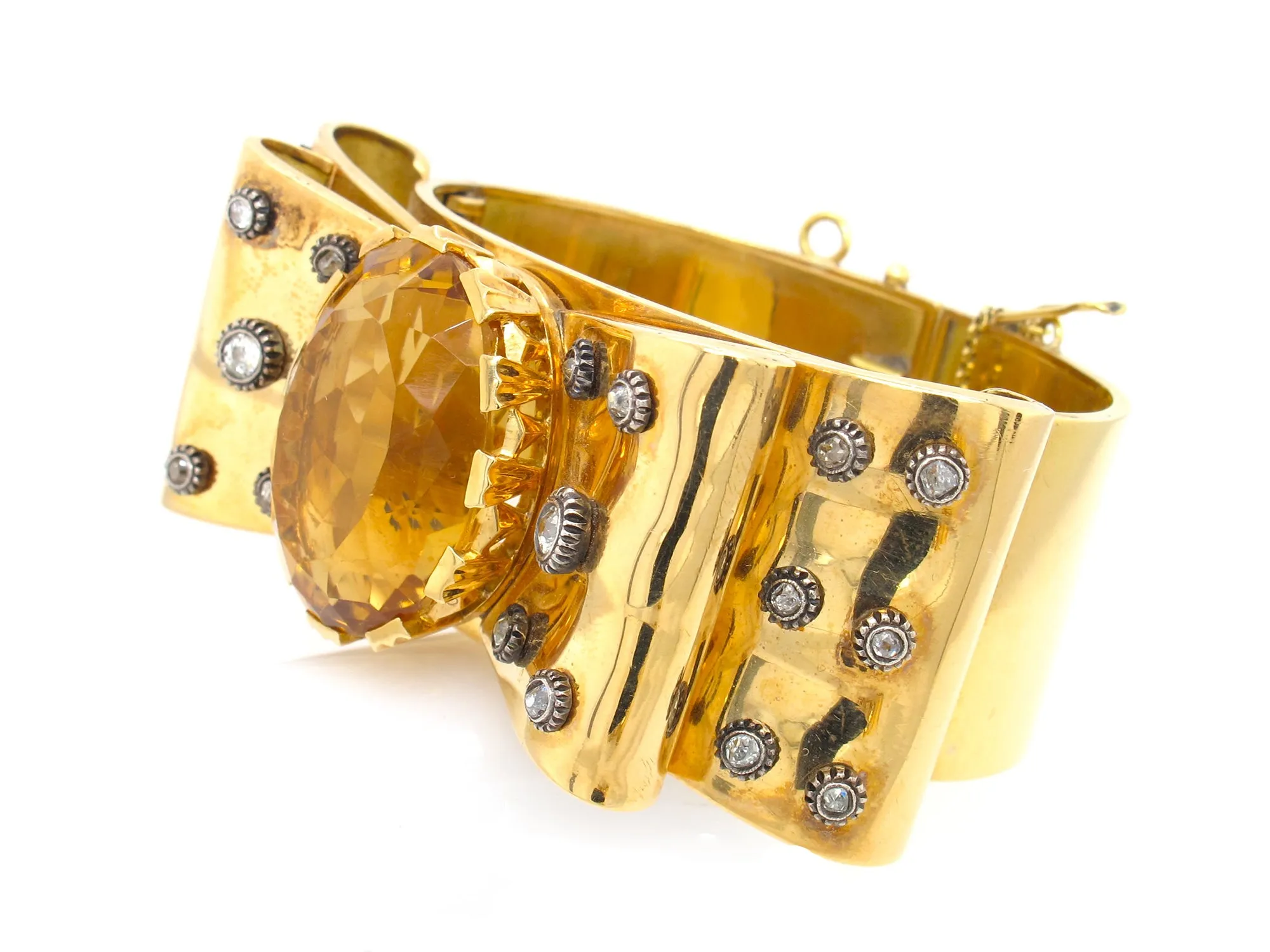 Retro gold, diamond and citrine ribbon cuff bracelet, 1940 c.a.