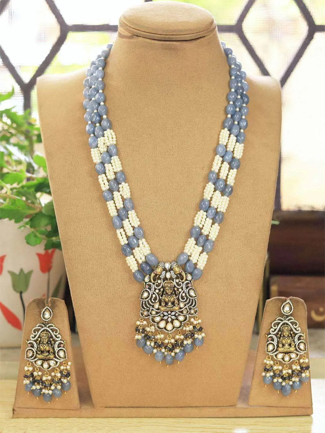 Royal Long Necklace With Earrings