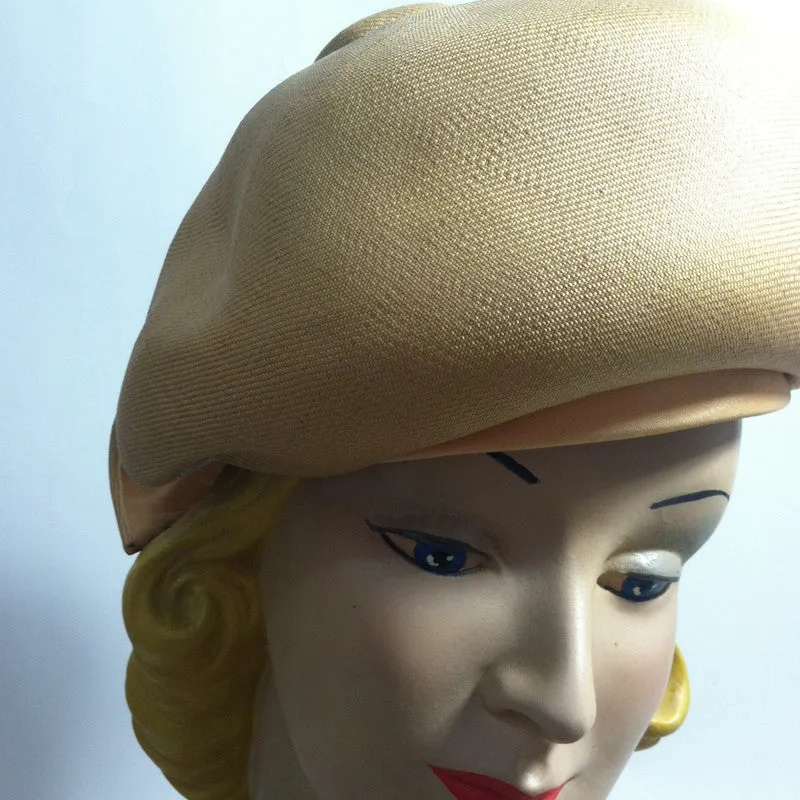 Sculpted Natural Sisal Mod Bubble Hat with Wrapped Petal circa 1960s