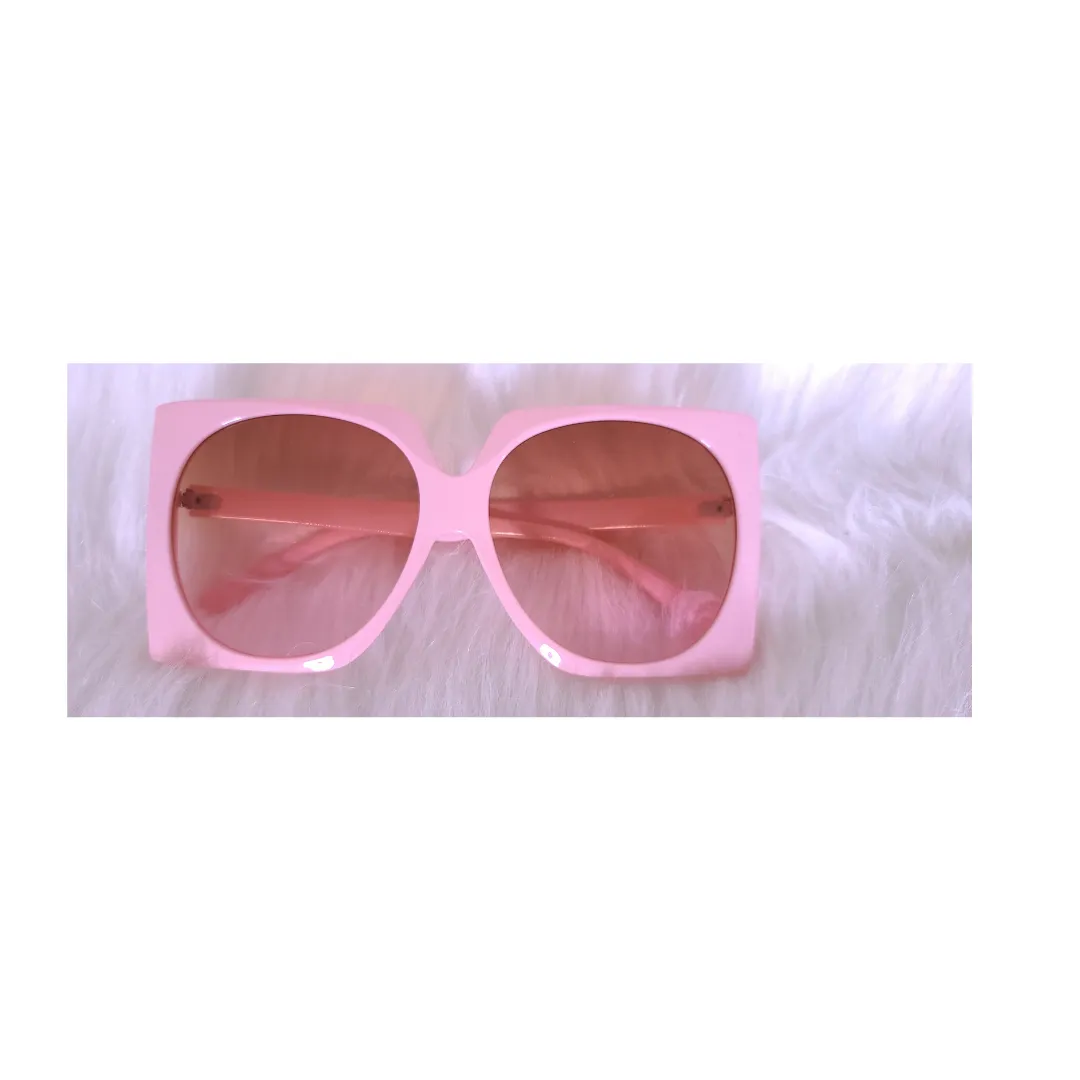 Sqaure Up Sunglasses