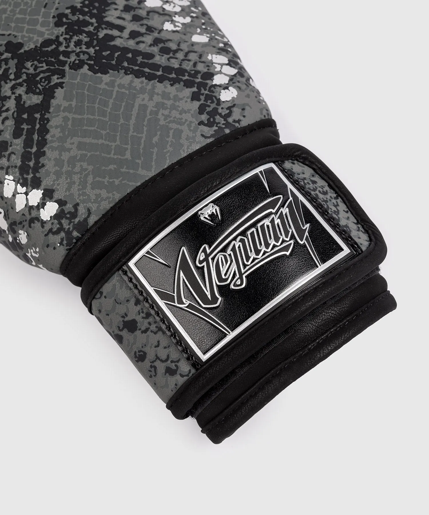 Venum Amazonia Boxing Gloves - Dark grey