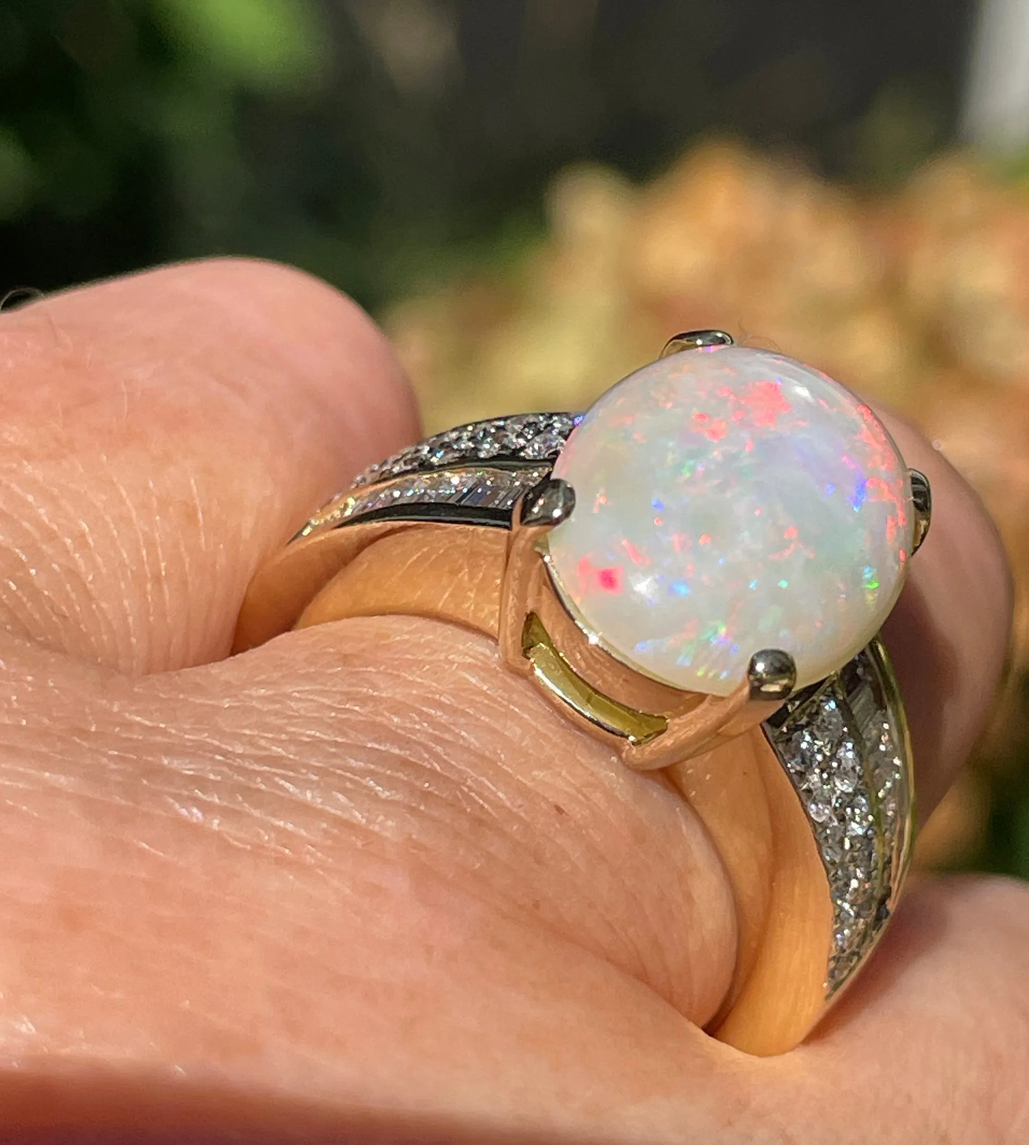 Vintage 5.54ctw Australian OPAL & Round Baguette Diamond 14k Yellow Gold Ring