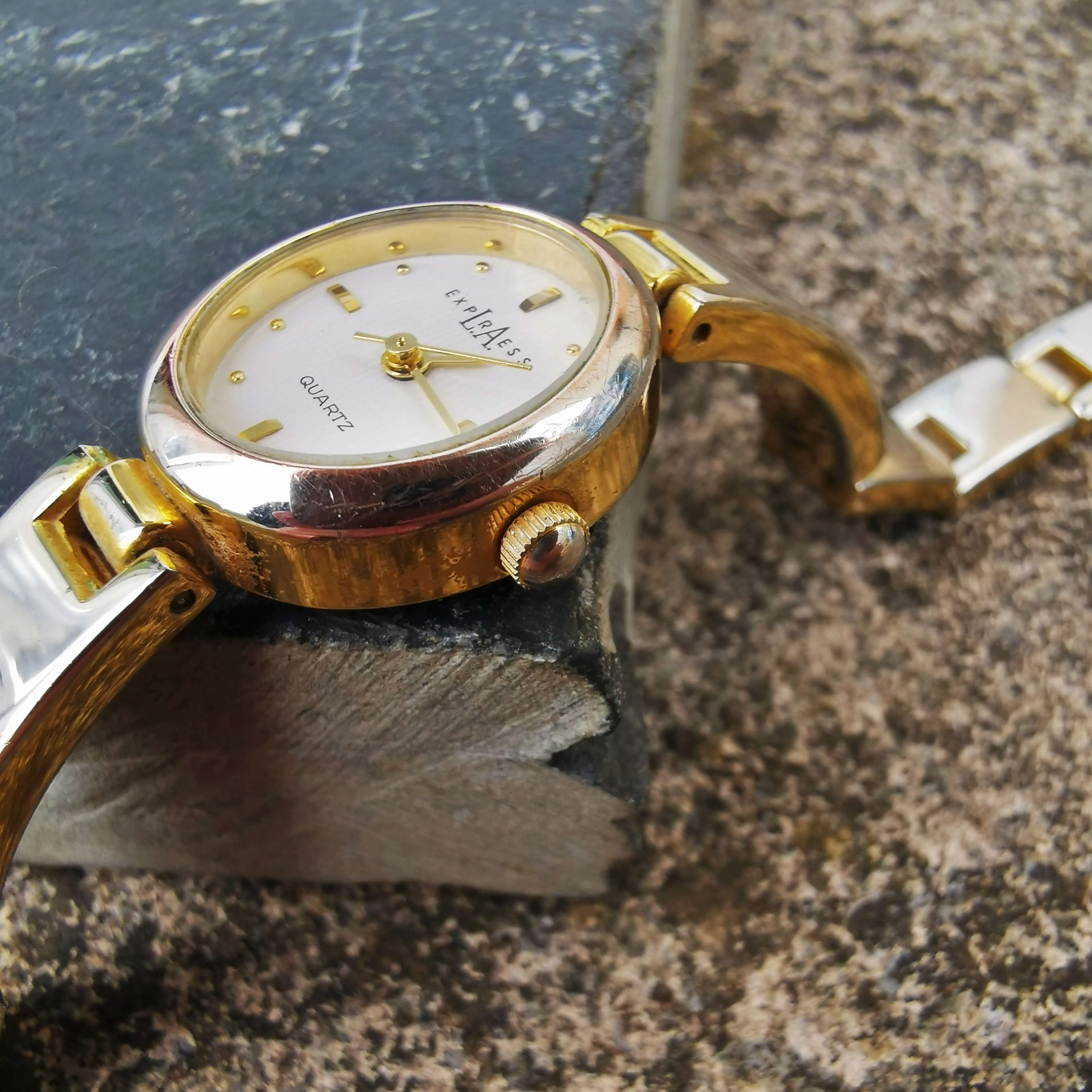 Vintage Women's LA Express Quartz Watch