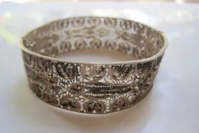 Vintage Yemeni Silver Filigree Bracelet with Fish Motif